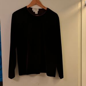 Long sleeve velvet top